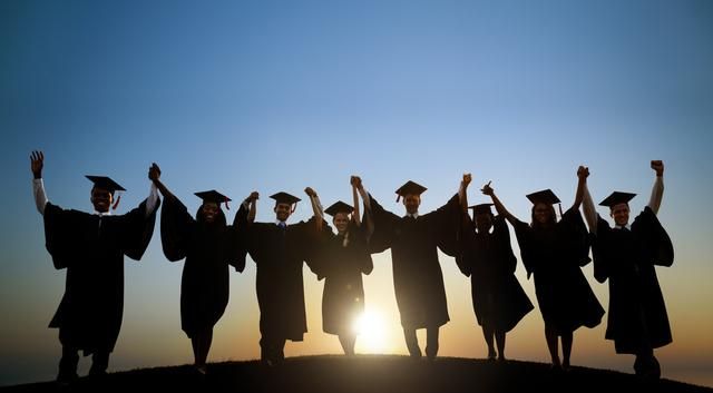 【转载】让你笑着流泪的大学毕业语录