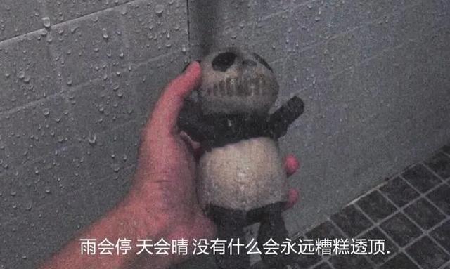 30句热搜伤感短句：总有一条能触动你的心