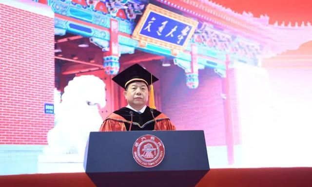 这些毕业典礼上的校长金句值得讲给孩子听
